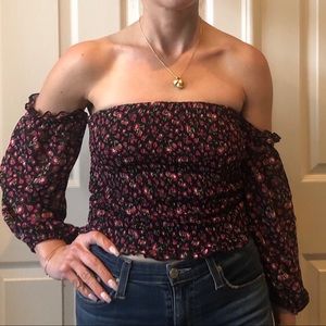 🥀Rosy Off the Shoulder Top🥀